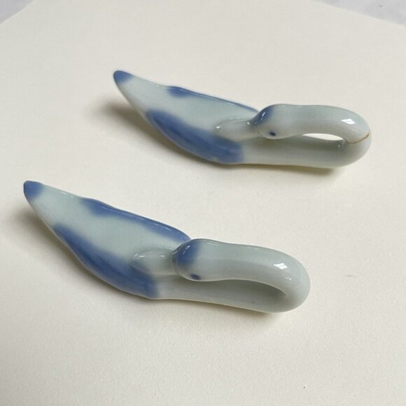 Blue Ceramic Swan Mini Figurines Chopstick Rest Blue White Decor Beach - Picture 2 of 5